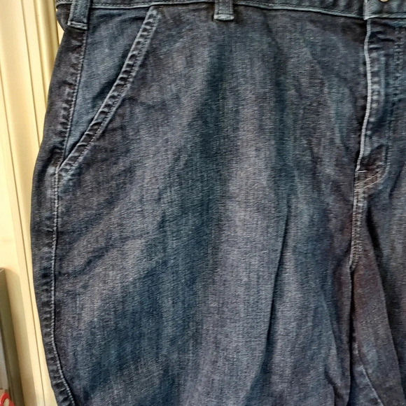 Lane Bryant Dark Wash Denim Bermuda Shorts in Size 28 - Picture 3 of 11